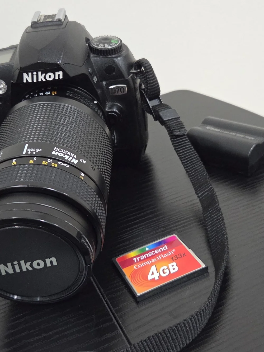 Nikon D70 Black DSLR Camera with Lens